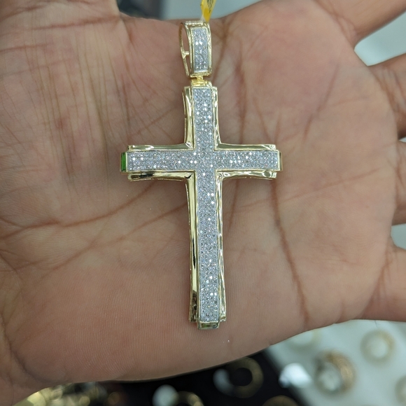Real Natural Diamond 10kt Gold Cross Pendant